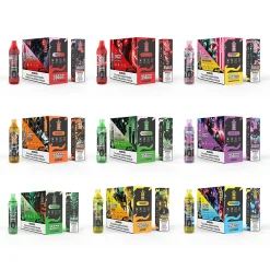 Assortimento di confezioni di e-liquid Bang King 35000 in diversi gusti, con flaconi e scatole che riportano in modo evidente i nomi dei marchi e degli aromi.