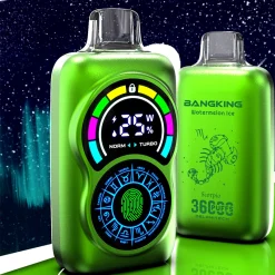 Zielony waporyzator BangKing o smaku Watermelon Ice z cyfrowym wyświetlaczem pokazującym moc 25 W, tryby Norm Turbo i konstelacje zodiaku. Widoczna ilustracja Skorpiona i napis "36 PUFFS".