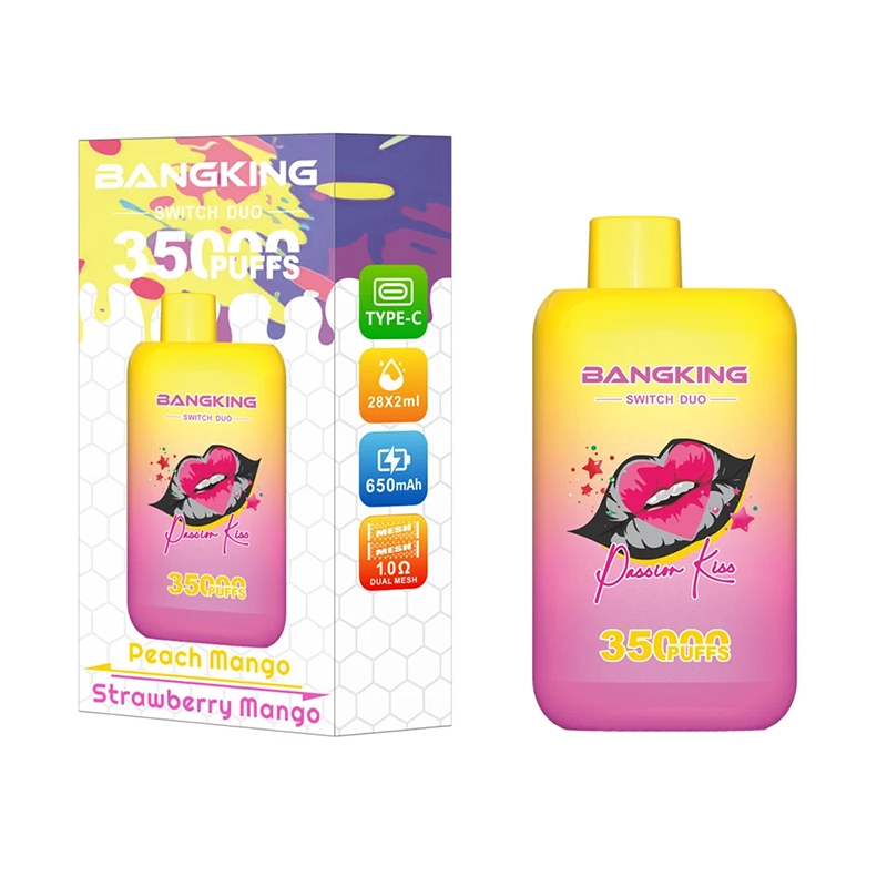 Bang King Switch Duo 35000 Puffs 2-i-1 Vape Engros 12 Bangking Switch Duo vape featuring a vibrant design with 'Passion Kiss' branding, offering 35000 puffs in Peach Mango and Strawberry Mango flavors. Includes Type-C charging, 28X2 ml capacity, 650mAh battery, and 1.0Ω dual mesh details on the package.